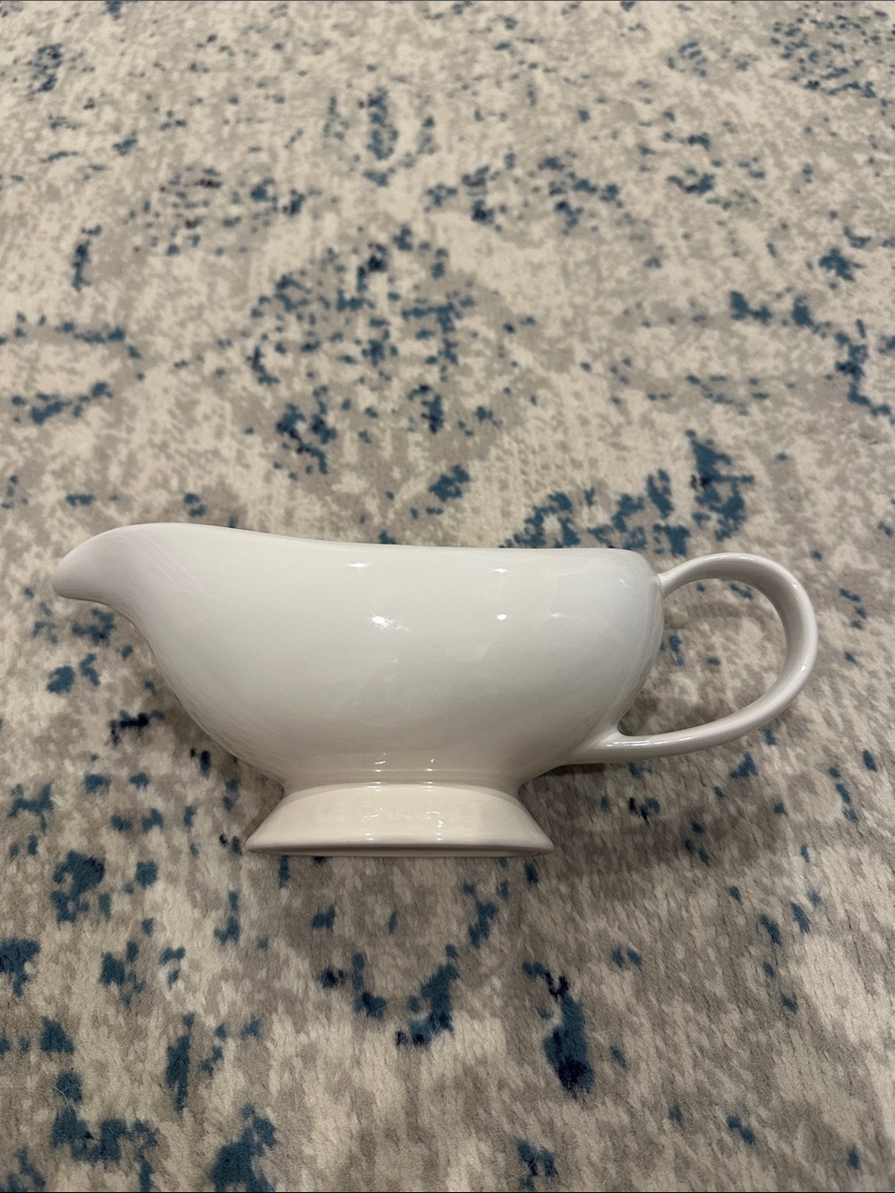 Le Creuset heritage gravy boat 460ml